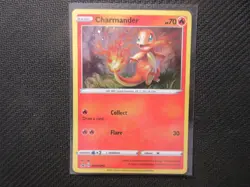 Charmander Holo Promo SWSH092 Pokemon Card NM - Image 1