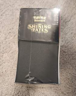 Pokemon SHINING FATES Elite Trainer Box ETB New SEALED Near Mint!! 🔥 - Image 4