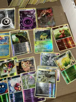 Very damaged vintage WOTC pokemon card large lot ereaders holos stamped etc - Image 3