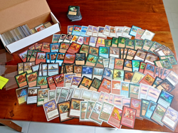 600 MAGIC THE GATHERING Mostly VINTAGE CARD LOT ~ MANY RARES ~ AUCTION!!!! - Image 2