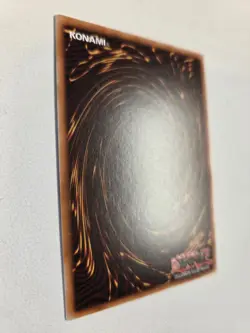 Blue-Eyes White Dragon LCKC-EN001 (Version 3) Alt Art Yugioh Ultra Rare NM - Image 4