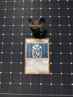 Yugioh Dungeon Dice Monsters Summoned Skull Clear Custom DDM figure card - Image 2