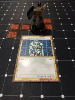 Yugioh Dungeon Dice Monsters Summoned Skull Clear Custom DDM figure card - Image 4