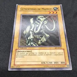 Cementerio de Mamuts BIY-S010 1st Edition Spanish LP SDY-010 Yu-Gi-Oh! Card - Image 3