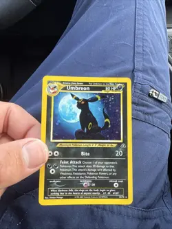 Pokemon TCG Umbreon Neo Discovery Holo Rare Card 13/75 - Image 1