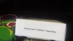 MTG Secret Lair: Fallout Vault Boy - Sealed (Non-Foil) Mint - 4 +1 (extra) card - Image 3