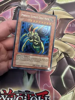 (53) Yugioh Perfectly Ultimate Great Moth TSC-001 Prismatic Secret Rare MP/LP - Image 4