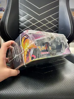Pokemon TCG Fall 2020 Collector’s Treasure Chest Lunch Box Tin - New/Sealed - Image 2