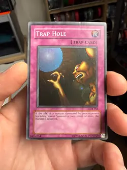 Trap Hole - LOB-058 - Super Rare - Unlimited Edition - Yugioh! - Image 1