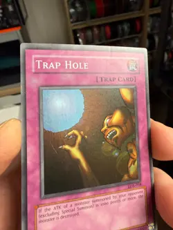 Trap Hole - LOB-058 - Super Rare - Unlimited Edition - Yugioh! - Image 3