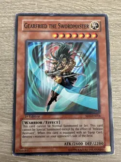 Yu-Gi-Oh! Gearfried the Swordmaster 1st Edition Moderate SD5-EN016 MP - Image 1