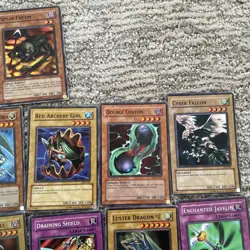 Yu-Gi-Oh! TCG Lot Of 25 Vintage Cards Includes Some 1st Editions - Image 3