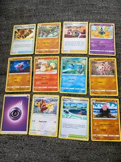Lot of 65 Pokemon cards - Image 3