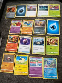 Lot of 65 Pokemon cards - Image 5