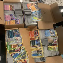 5500+ Pokemon TCG Common/Uncommon Bulk Card Lot holos and reverse - Image 1