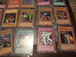 Yugioh 400 +/- Random Bulk Collection Cards Lot Mixed Condition Set 3 - Image 5