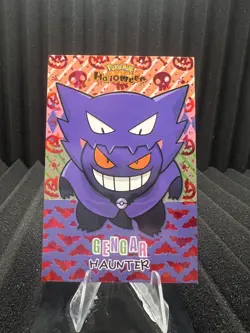 Gengar Haunter Poncho - Red Holo Box Hit - Halloween Card Database - Pokemon - Image 1