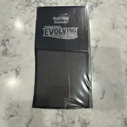 Pokemon Sword & Shield Evolving Skies Elite Trainer Box Sealed With Small Dent - Image 4