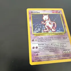 1999-2000 Pokemon Mewtwo Base Set 2 Holo 10/130 - Image 2