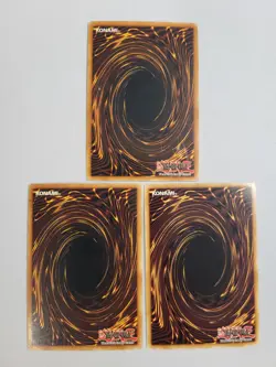 YuGiOh TCG 2 x 1st 1 x Unlimited Strike Ninja IOC-EN007 Ultra Rare 2004 MP/LP - Image 2