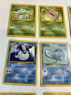 Vintage Lot of x29 Pokemon Common Uncommon Base Set Cards Lp Nm~Mint - Image 2