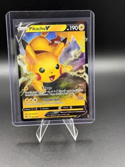 Pikachu V 043/185 Ultra Rare Vivid Voltage Pokemon Card - NM Near Mint - Image 1