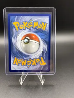 Pikachu V 043/185 Ultra Rare Vivid Voltage Pokemon Card - NM Near Mint - Image 2