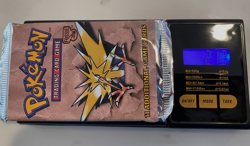 Pokemon Unopened Fossil Booster Pack 11 Card Factory Sealed 1999 Zapdos Art WOTC - Image 2
