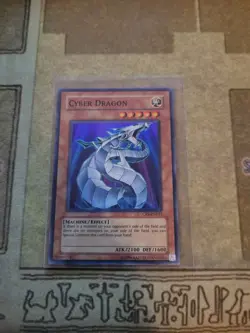 YUGIOH CYBER DRAGON CRV-EN015 SUPER UNLIMITED ED LP - Image 1