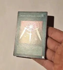 Yugioh Swords of Revealing Light LOB-EN101 Super Rare MP - Image 3