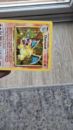 Pokemon TCG Charizard Base Set Holo Unlimited Rare Card 4/102 Great Condition - Image 4