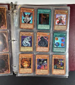 YuGiOh Huge Card Lot Approx 800 Cards Mix Lot - Image 5