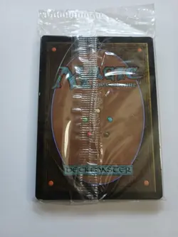 Khan's Of Tarkir Foil Land Pack With Foil Alt Art Sultai Charm - Image 2