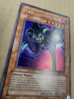 YUGIOH TOON SUMMONED SKULL Ultra Holo MRL-073 - Image 3