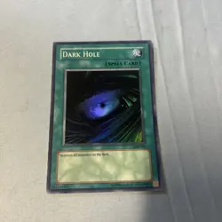 Yu-Gi-Oh Card YUGIOH DARK HOLE SUPER RARE LOB-052 Near Mint - Image 2