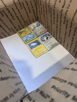 🔥 17lbs 4200+ UNSEARCHED Pokemon Bulk Lot! Some Holos & Vintage Cards LP/NM ✨ - Image 2