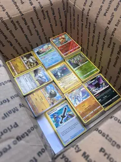 🔥 17lbs 4200+ UNSEARCHED Pokemon Bulk Lot! Some Holos & Vintage Cards LP/NM ✨ - Image 4