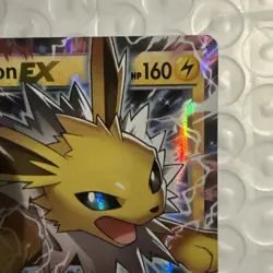 Pokemon TCG Jolteon-EX Holo Rare Card Generations 28/83 - Image 3
