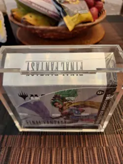 Magic the Gathering: Final Fantasy Collector Booster Box Sealed (+display case) - Image 2