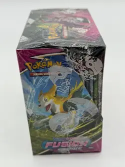 Pokemon TCG SWSH Fusion Strike Booster Box SEALED - Image 2