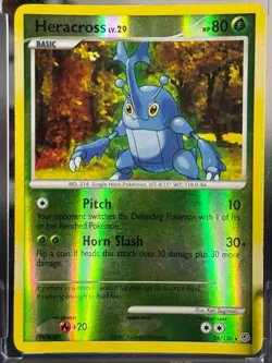 Heracross 28/130 - Diamond Pearl Base - Rare Reverse Holo - Played - Pokemon TCG - Image 1