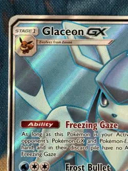 Glaceon GX 141/156 Pokemon Sun & Moon Ultra Prism NM / LP - Image 2