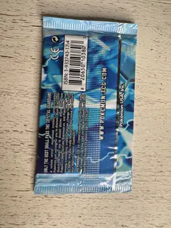 Pokemon EX Crystal Guardians Factory SEALED Booster Pack Charizard Art HEAVY - Image 2