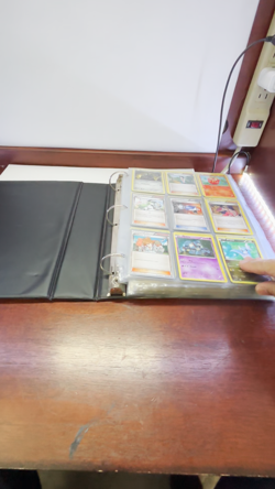 Pokemon Trading Card Binder LOT Collection *Used/Random/Bulk/Mixed/Holo/Reverse* - Image 2