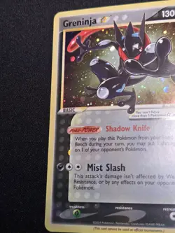 Pokemon: Greninja Gold Star Holo Black Star Promos Celebrations SWSH144 - Image 3