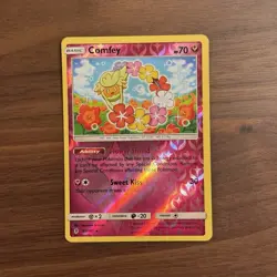 Comfey Reverse Holo 93/145 LP Guardians Rising 2017 Pokemon Card - Image 1