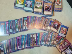 800+ Yugioh Bulk Lot Commons and Rares - Image 1