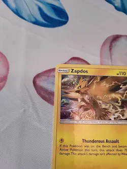 2019 Pokemon 40/181 Zapdos Sm-Team Up Holo LP - Image 3