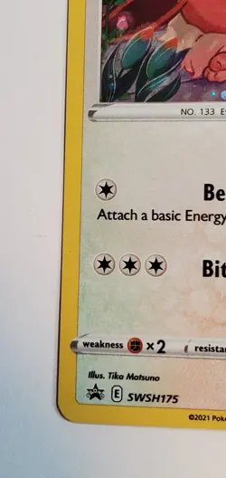 Eevee SWSH175 HOLOGRAPHIC Black Star Promo Pokemon Card Sword Sheild Rare - Image 5