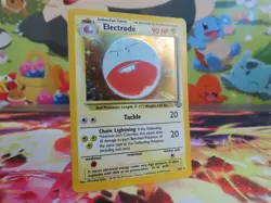 Electrode 02/64 Jungle Holo Rare Pokemon Card 1999 WOTC MP Moderately Played - Image 2
